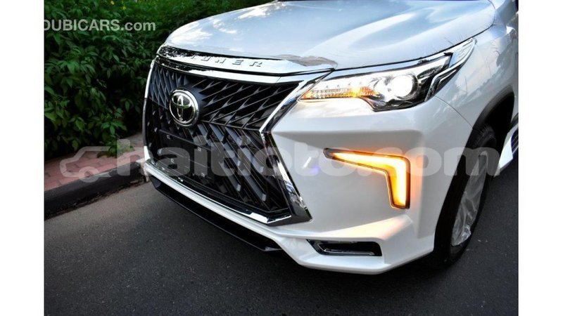 Big with watermark toyota fortuner artibonite import dubai 1670