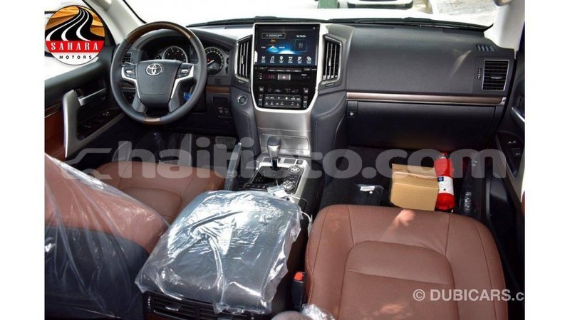Big with watermark toyota land cruiser artibonite import dubai 1671