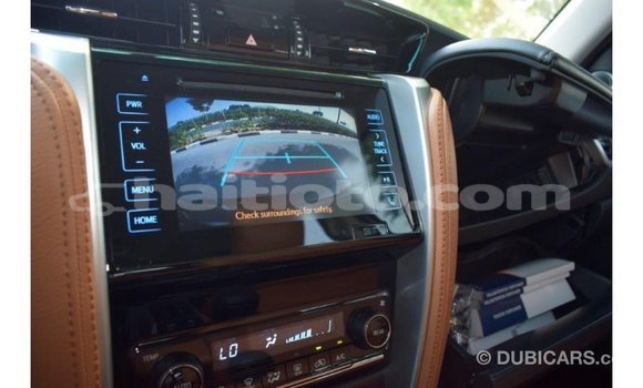 Acheter Import Voiture Toyota Fortuner Noir à Import - Dubai, Artibonite Acheter Import Voiture Toyota Fortuner Noir à Import - Dubai, Artibonite