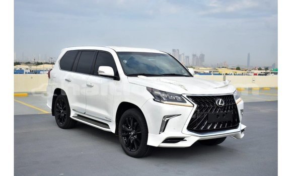 Acheter Import Voiture Lexus LX Blanc à Import - Dubai, Artibonite Acheter Import Voiture Lexus LX Blanc à Import - Dubai, Artibonite