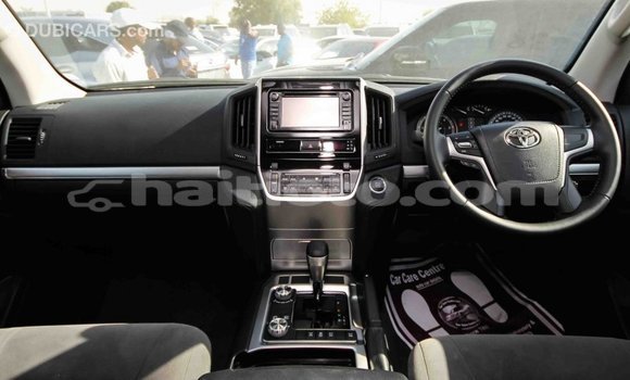 Acheter Import Voiture Toyota Land Cruiser Noir à Import - Dubai, Artibonite Acheter Import Voiture Toyota Land Cruiser Noir à Import - Dubai, Artibonite