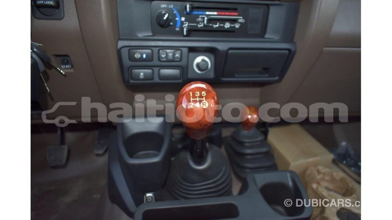 Big with watermark toyota land cruiser artibonite import dubai 1675