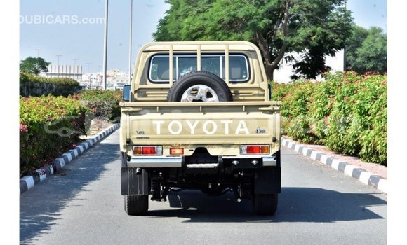 Acheter Import Voiture Toyota Land Cruiser Beige à Import - Dubai, Artibonite Acheter Import Voiture Toyota Land Cruiser Beige à Import - Dubai, Artibonite