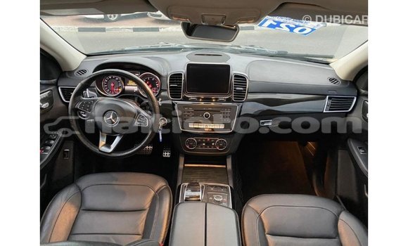 Acheter Import Voiture Mercedes-Benz GLE Noir à Import - Dubai, Artibonite Acheter Import Voiture Mercedes-Benz GLE Noir à Import - Dubai, Artibonite