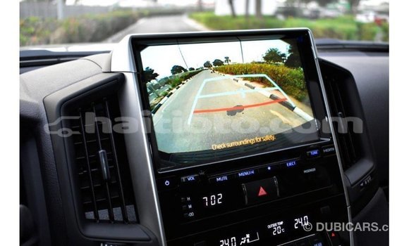 Acheter Import Voiture Toyota Land Cruiser Noir à Import - Dubai, Artibonite Acheter Import Voiture Toyota Land Cruiser Noir à Import - Dubai, Artibonite