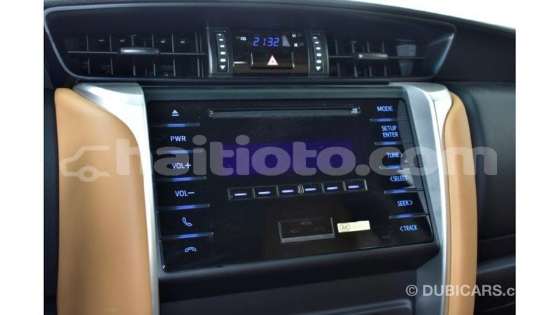 Big with watermark toyota fortuner artibonite import dubai 1682
