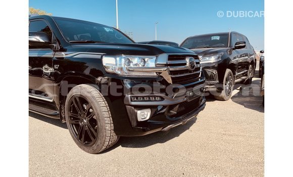 Acheter Import Voiture Toyota Land Cruiser Noir à Import - Dubai, Artibonite Acheter Import Voiture Toyota Land Cruiser Noir à Import - Dubai, Artibonite