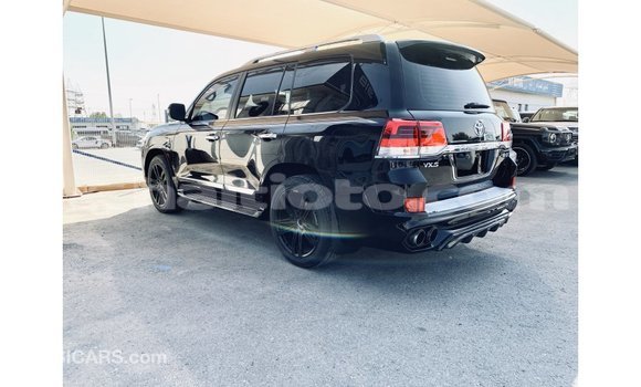 Acheter Import Voiture Toyota Land Cruiser Noir à Import - Dubai, Artibonite Acheter Import Voiture Toyota Land Cruiser Noir à Import - Dubai, Artibonite