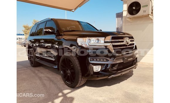Acheter Import Voiture Toyota Land Cruiser Noir à Import - Dubai, Artibonite Acheter Import Voiture Toyota Land Cruiser Noir à Import - Dubai, Artibonite