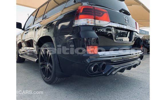 Acheter Import Voiture Toyota Land Cruiser Noir à Import - Dubai, Artibonite Acheter Import Voiture Toyota Land Cruiser Noir à Import - Dubai, Artibonite
