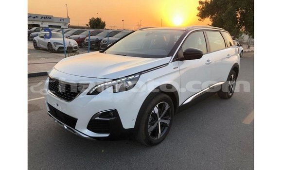 Acheter Import Voiture Peugeot 5008 Blanc à Import - Dubai, Artibonite