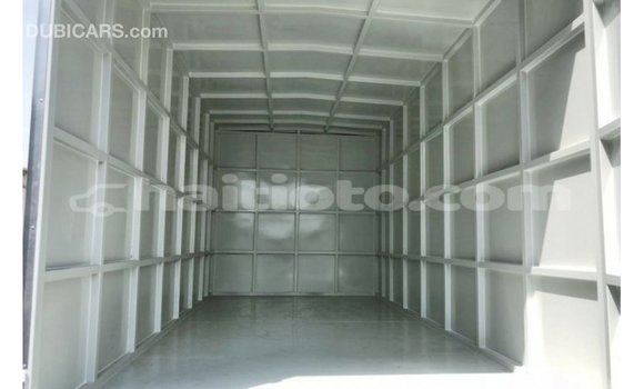 Acheter Import Utilitaire Hino 300 Series Blanc à Import - Dubai, Artibonite Acheter Import Utilitaire Hino 300 Series Blanc à Import - Dubai, Artibonite