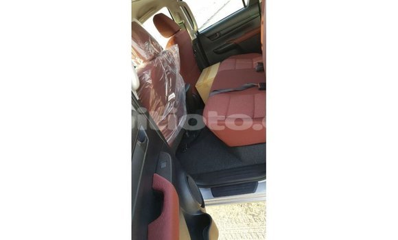 Buy Import Toyota Hilux Blue Car in Import - Dubai in Artibonite Buy Import Toyota Hilux Blue Car in Import - Dubai in Artibonite