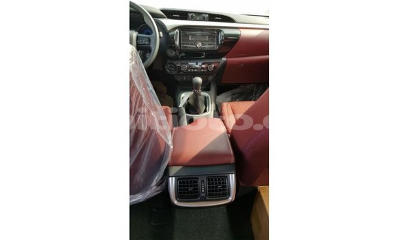 Buy Import Toyota Hilux Blue Car in Import - Dubai in Artibonite Buy Import Toyota Hilux Blue Car in Import - Dubai in Artibonite