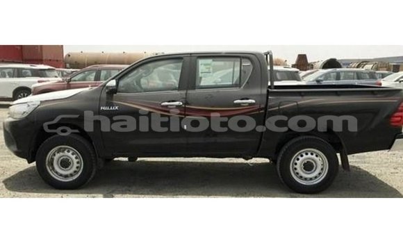 Buy Import Toyota Hilux Black Car in Import - Dubai in Artibonite Buy Import Toyota Hilux Black Car in Import - Dubai in Artibonite