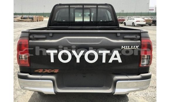 Buy Import Toyota Hilux Black Car in Import - Dubai in Artibonite Buy Import Toyota Hilux Black Car in Import - Dubai in Artibonite