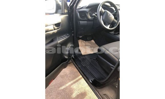 Buy Import Toyota Hilux Black Car in Import - Dubai in Artibonite Buy Import Toyota Hilux Black Car in Import - Dubai in Artibonite