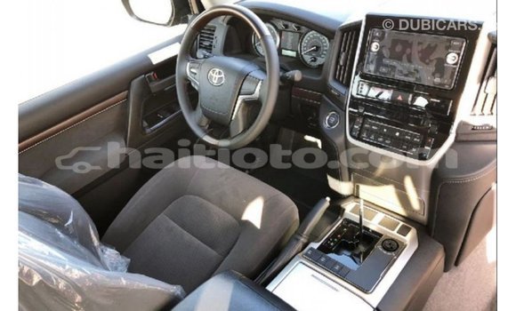 Buy Import Toyota Land Cruiser Black Car in Import - Dubai in Artibonite Buy Import Toyota Land Cruiser Black Car in Import - Dubai in Artibonite