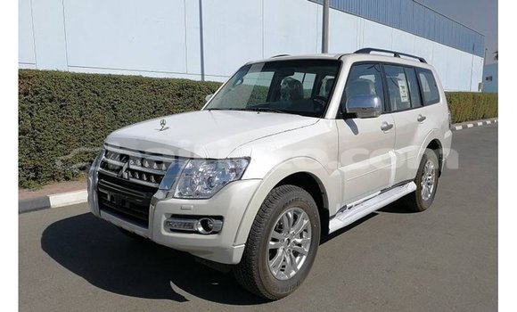 Buy Import Mitsubishi Pajero White Car in Import - Dubai in Artibonite Buy Import Mitsubishi Pajero White Car in Import - Dubai in Artibonite