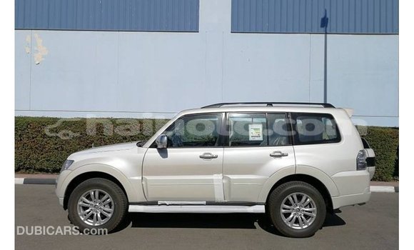 Buy Import Mitsubishi Pajero White Car in Import - Dubai in Artibonite Buy Import Mitsubishi Pajero White Car in Import - Dubai in Artibonite
