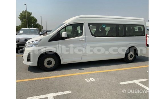 Buy Import Toyota Hiace White Car in Import - Dubai in Artibonite Buy Import Toyota Hiace White Car in Import - Dubai in Artibonite