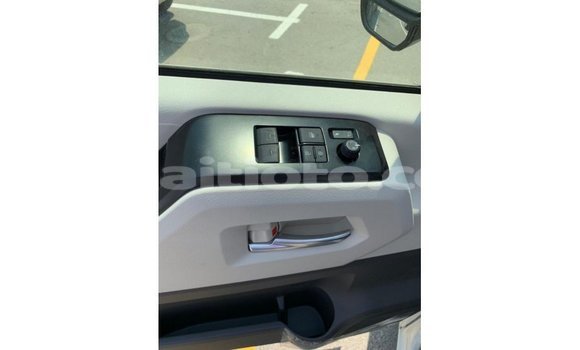 Buy Import Toyota Hiace White Car in Import - Dubai in Artibonite Buy Import Toyota Hiace White Car in Import - Dubai in Artibonite
