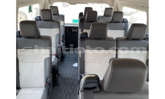 Buy Import Toyota Hiace White Car in Import - Dubai in Artibonite Buy Import Toyota Hiace White Car in Import - Dubai in Artibonite