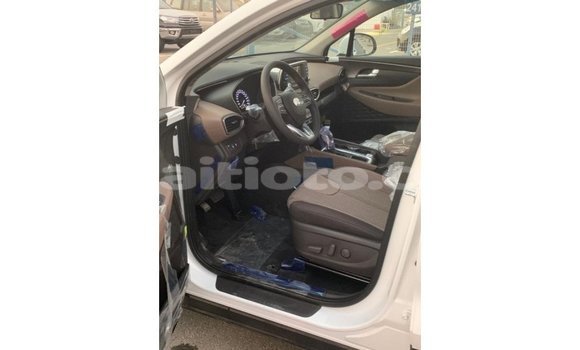 Buy Import Hyundai Santa Fe White Car in Import - Dubai in Artibonite Buy Import Hyundai Santa Fe White Car in Import - Dubai in Artibonite