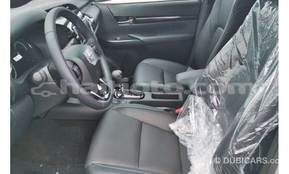 Buy Import Toyota Hilux Brown Car in Import - Dubai in Artibonite Buy Import Toyota Hilux Brown Car in Import - Dubai in Artibonite