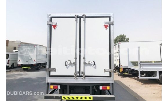 Acheter Import Utilitaire Hino 300 Series Blanc à Import - Dubai, Artibonite Acheter Import Utilitaire Hino 300 Series Blanc à Import - Dubai, Artibonite