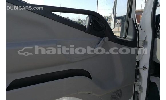 Buy Import Mitsubishi Carisma White Car in Import - Dubai in Artibonite Buy Import Mitsubishi Carisma White Car in Import - Dubai in Artibonite