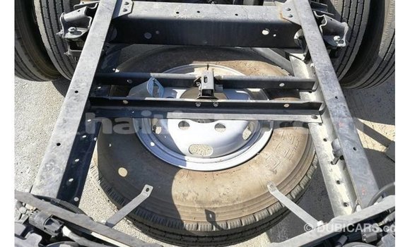 Buy Import Mitsubishi Carisma White Car in Import - Dubai in Artibonite Buy Import Mitsubishi Carisma White Car in Import - Dubai in Artibonite