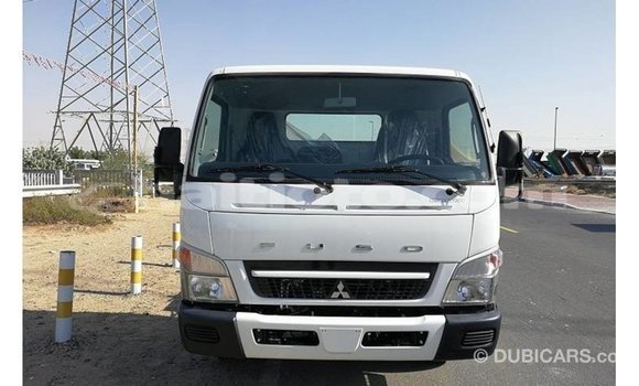 Buy Import Mitsubishi Carisma White Car in Import - Dubai in Artibonite Buy Import Mitsubishi Carisma White Car in Import - Dubai in Artibonite