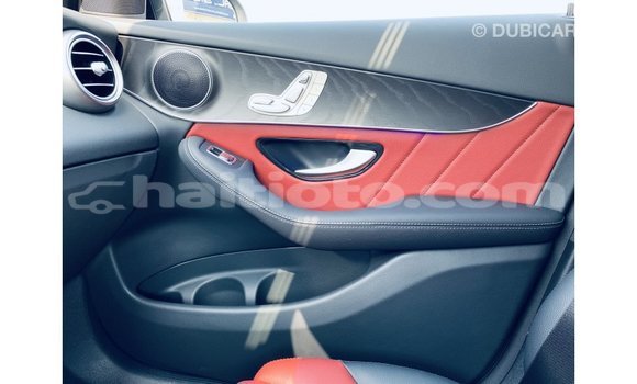 Acheter Import Voiture Mercedes-Benz GLC Noir à Import - Dubai, Artibonite Acheter Import Voiture Mercedes-Benz GLC Noir à Import - Dubai, Artibonite