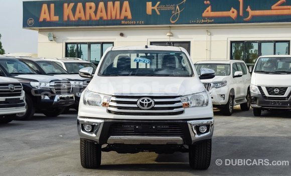 Acheter Import Voiture Toyota Hilux Blanc à Import - Dubai, Artibonite Acheter Import Voiture Toyota Hilux Blanc à Import - Dubai, Artibonite