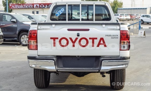 Acheter Import Voiture Toyota Hilux Blanc à Import - Dubai, Artibonite Acheter Import Voiture Toyota Hilux Blanc à Import - Dubai, Artibonite