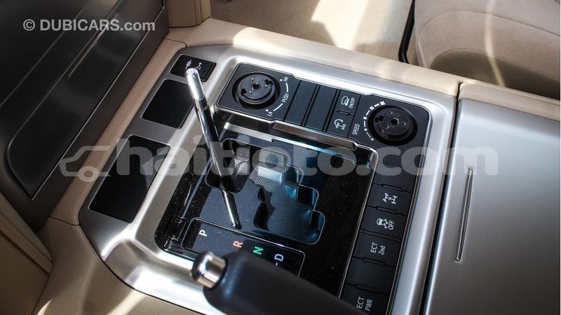 Big with watermark toyota land cruiser artibonite import dubai 1739