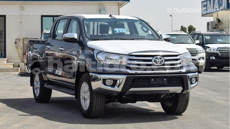 Big with watermark toyota hilux artibonite import dubai 1741