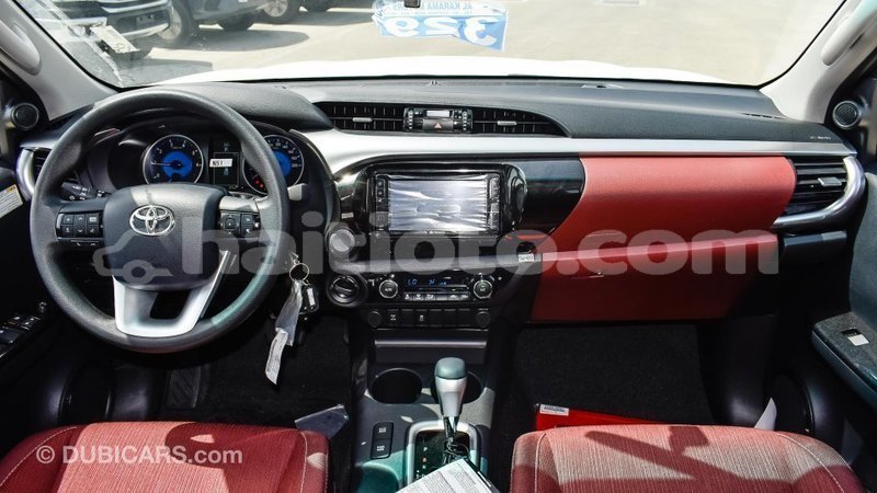 Big with watermark toyota hilux artibonite import dubai 1741