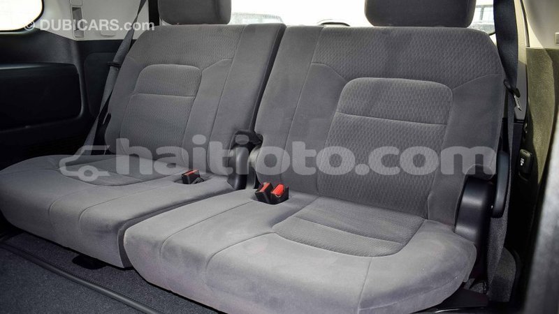 Big with watermark toyota land cruiser artibonite import dubai 1742