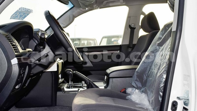 Big with watermark toyota land cruiser artibonite import dubai 1742