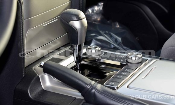 Acheter Import Voiture Toyota Land Cruiser Noir à Import - Dubai, Artibonite Acheter Import Voiture Toyota Land Cruiser Noir à Import - Dubai, Artibonite