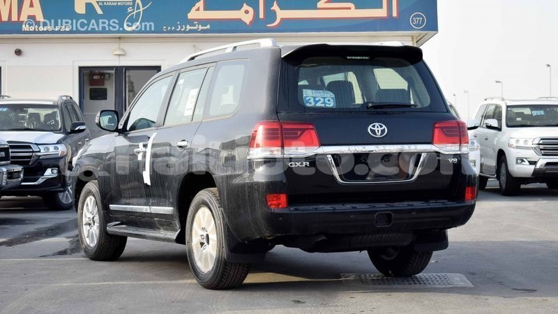 Big with watermark toyota land cruiser artibonite import dubai 1743