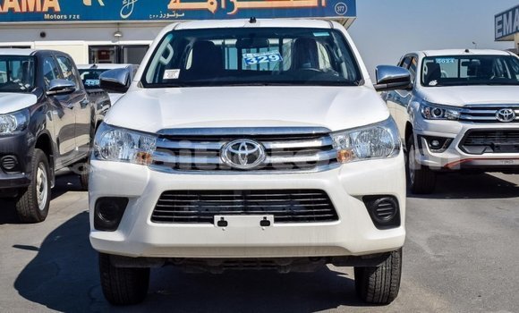 Acheter Import Voiture Toyota Hilux Blanc à Import - Dubai, Artibonite Acheter Import Voiture Toyota Hilux Blanc à Import - Dubai, Artibonite