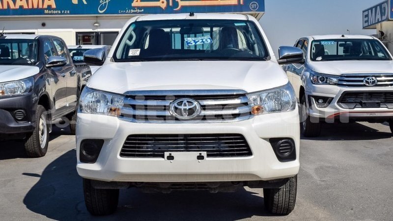 Big with watermark toyota hilux artibonite import dubai 1745