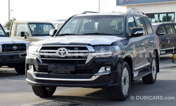 Acheter Import Voiture Toyota Land Cruiser Noir à Import - Dubai, Artibonite Acheter Import Voiture Toyota Land Cruiser Noir à Import - Dubai, Artibonite