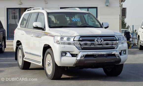 Acheter Import Voiture Toyota Land Cruiser Blanc à Import - Dubai, Artibonite Acheter Import Voiture Toyota Land Cruiser Blanc à Import - Dubai, Artibonite