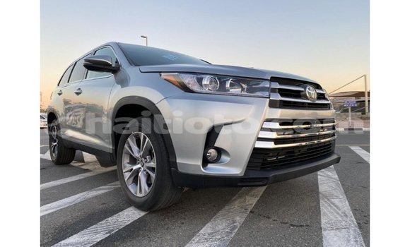Acheter Import Voiture Toyota Highlander Autre à Import - Dubai, Artibonite Acheter Import Voiture Toyota Highlander Autre à Import - Dubai, Artibonite
