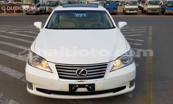 Acheter Import Voiture Lexus ES Blanc à Import - Dubai, Artibonite Acheter Import Voiture Lexus ES Blanc à Import - Dubai, Artibonite