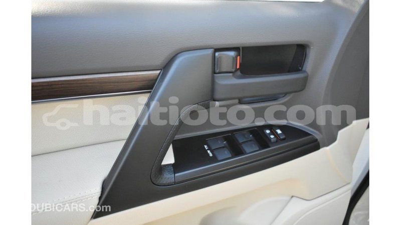 Big with watermark toyota land cruiser artibonite import dubai 1755